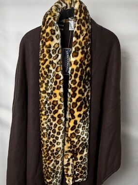 Vintage Amanda Smith Zero Proof Fleece Poncho Cape with Leopard Faux-Fur Trim